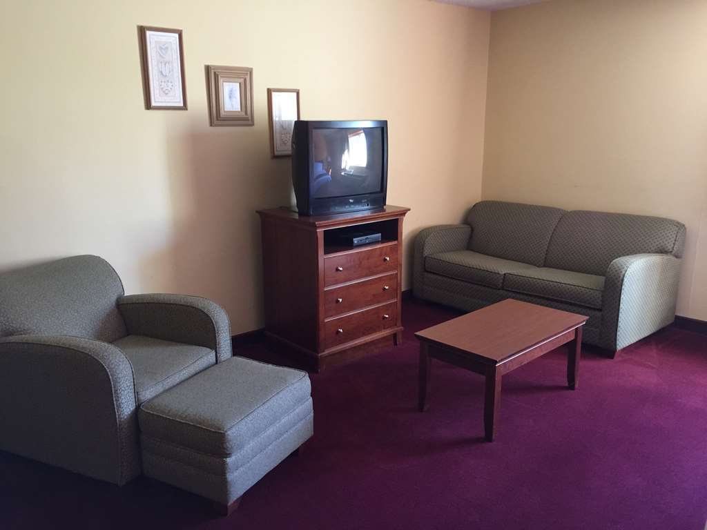 Lake Tree Inn & Suites Marion Quarto foto